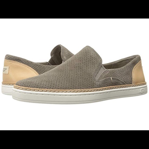 UGG Adler Perf sneakers size 9.5 - Picture 1 of 8